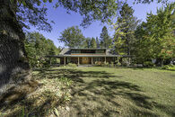 8 Car Garage - Beautiful Southern Oregon Wine County