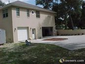 Large Florida Home to Put Your Car Collector Toys