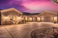 5 Car Garage and Great House on 3.3 acres in Queen Creek