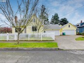 5 Car Garage House with Shop in Big City