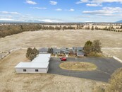 Beautiful Location for this House with Big Garage for Sale