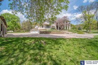 16 Car Garage with Country Living in Midwest