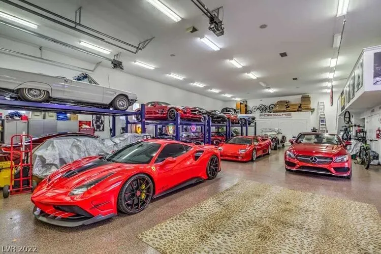 / 20 Car RV and Collector Car Garage with